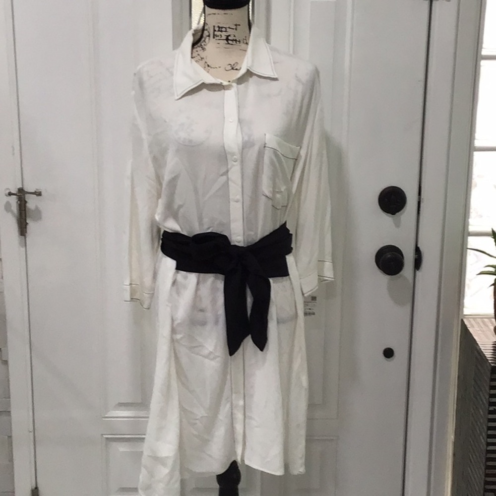 🆕ZARA Button Down Dress with Black Belt Retail $69